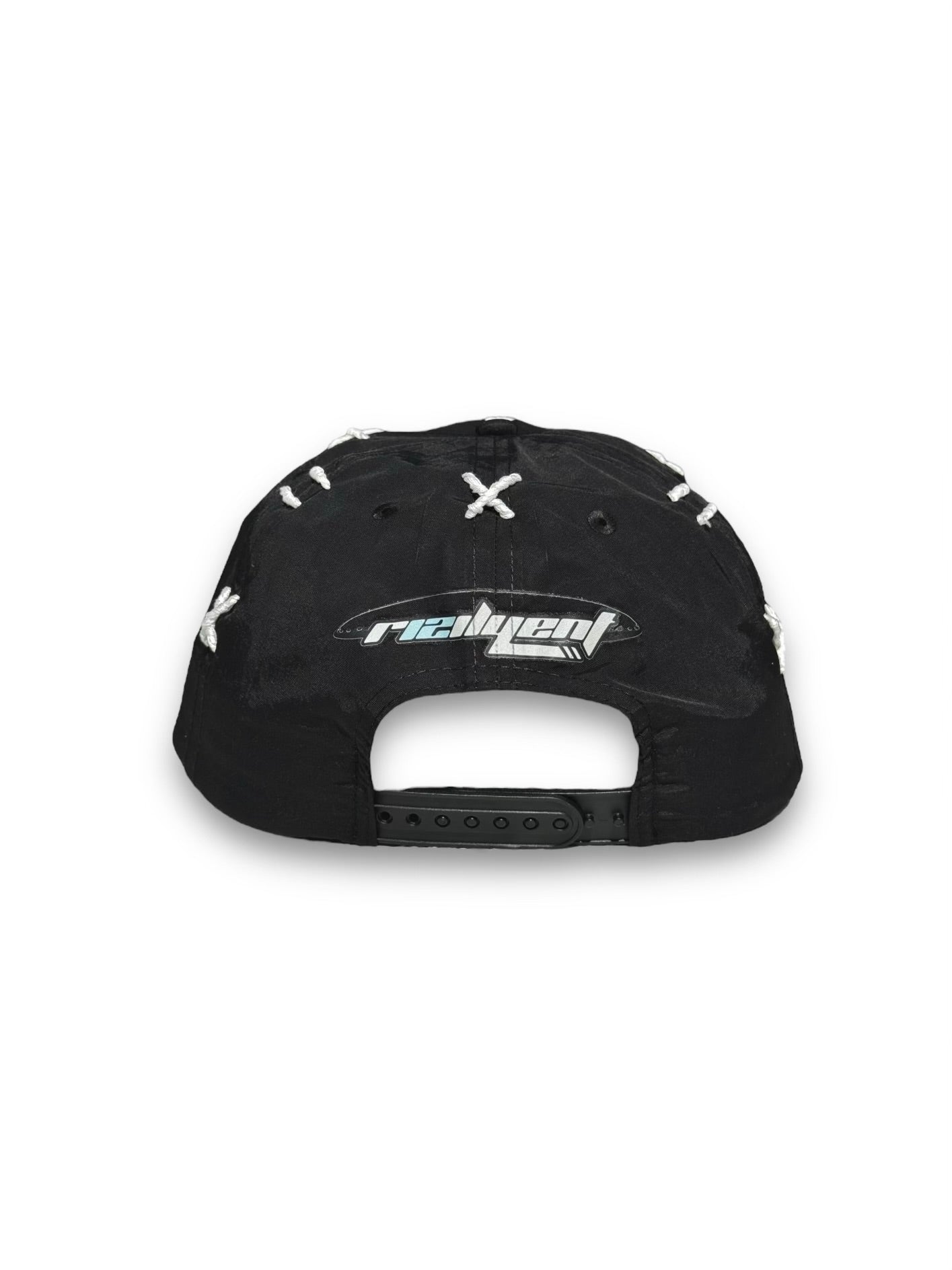 NYLON SNAPBACK HAT - BLACK